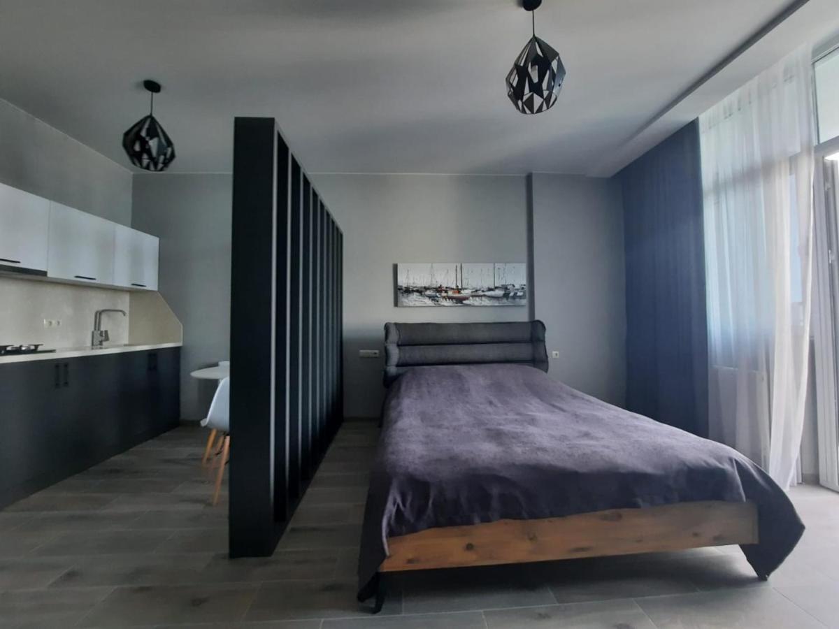 Pirosmani Mini Hotel Батуми Екстериор снимка