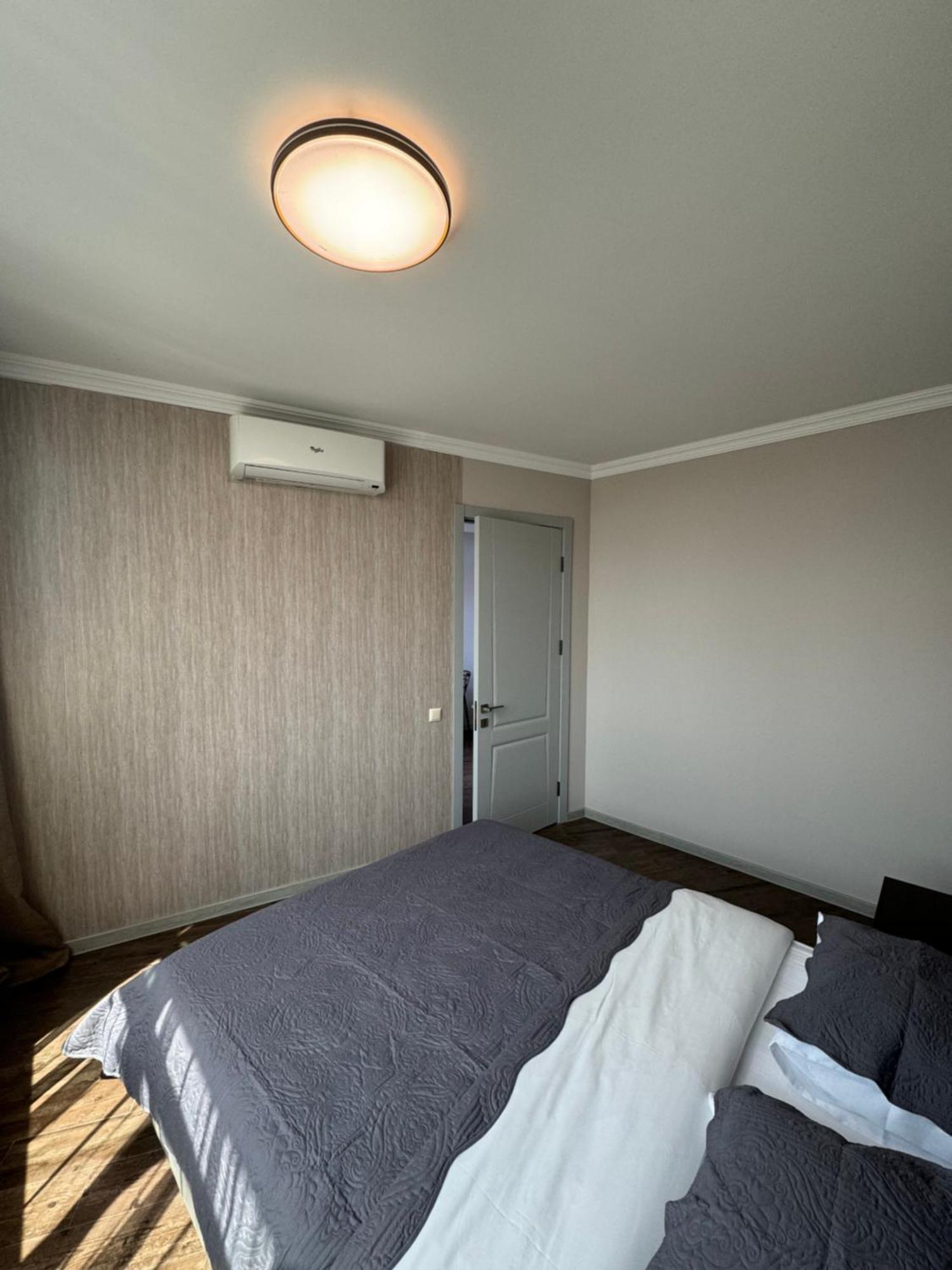 Pirosmani Mini Hotel Батуми Екстериор снимка