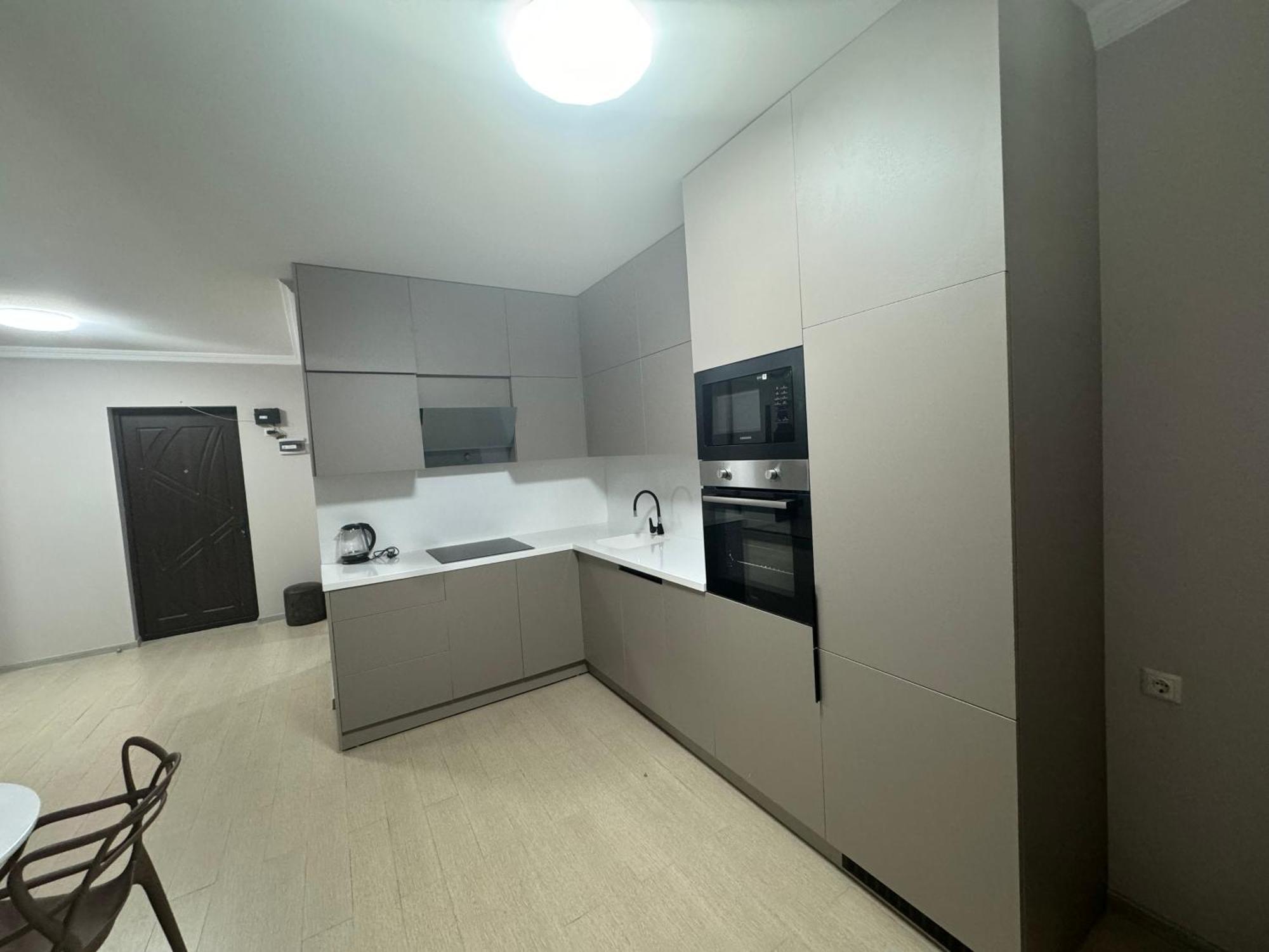 Pirosmani Mini Hotel Батуми Екстериор снимка