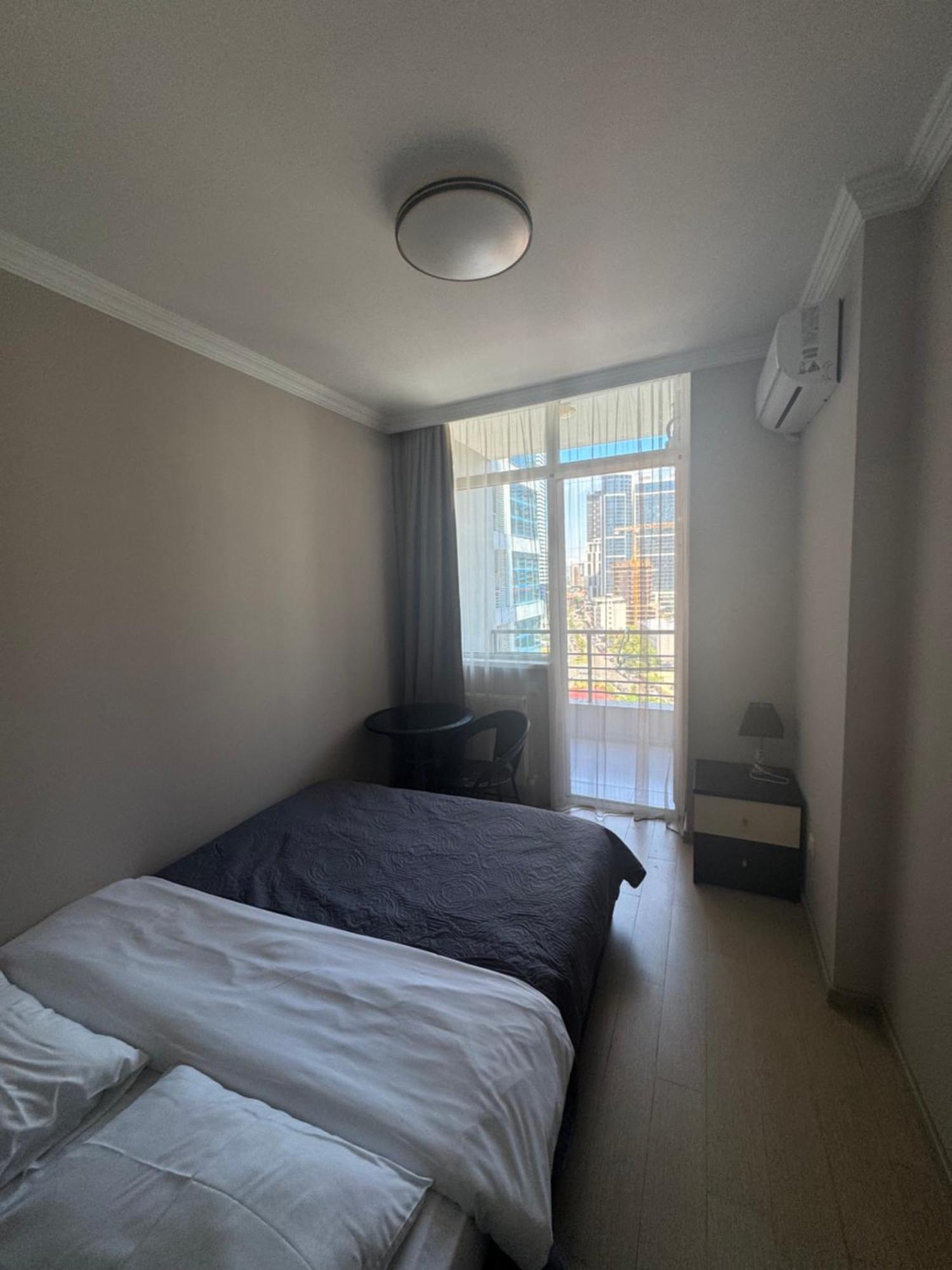 Pirosmani Mini Hotel Батуми Екстериор снимка